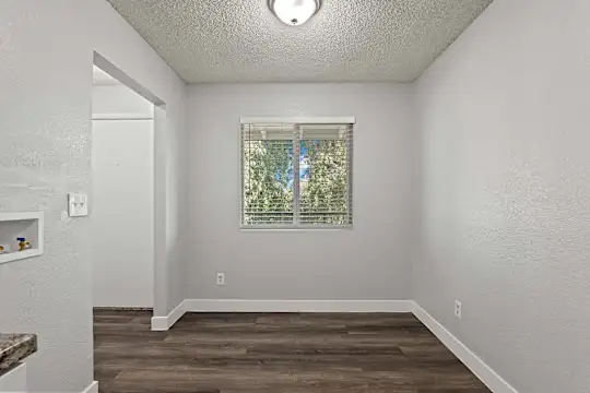 Mariposa Flats - Phoenix, AZ - Photo 3