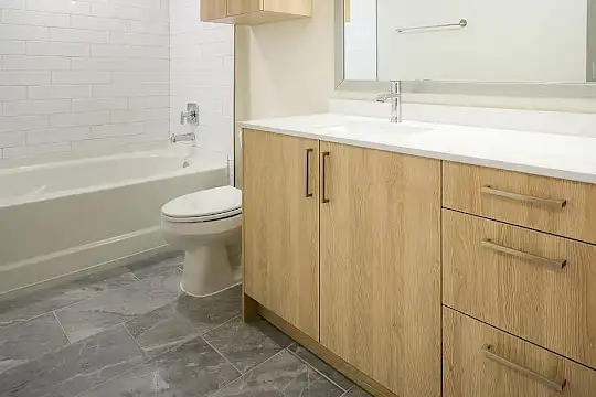 Coasterra Apartments - Fort Lauderdale, FL - Photo 11