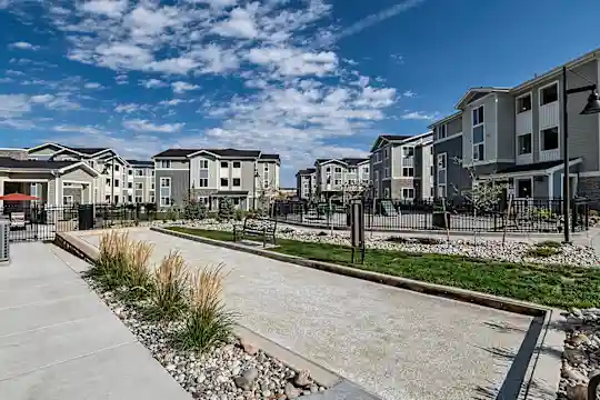 The Overlook at Interquest Apartments - Colorado Springs, CO - Photo 4