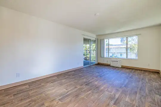 Casa Real - San Jose, CA - Photo 4