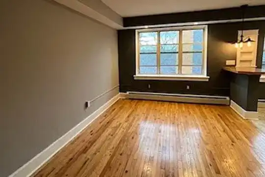Apartments at 400 Elmwood - Buffalo, NY - Photo 6