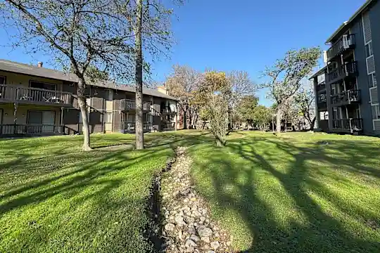 Tramor at Oak Run - Austin, TX - Photo 8