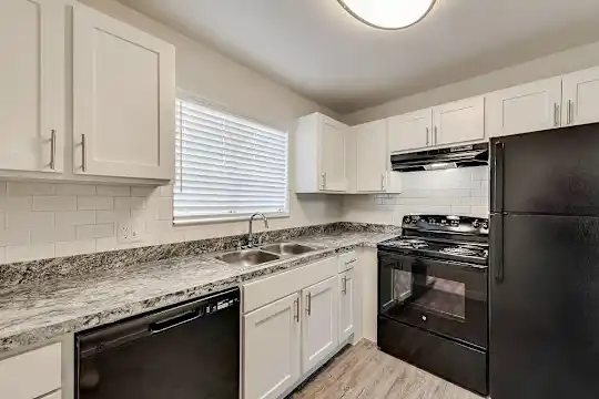 Eastwind Communities - Dallas, TX - Photo 17