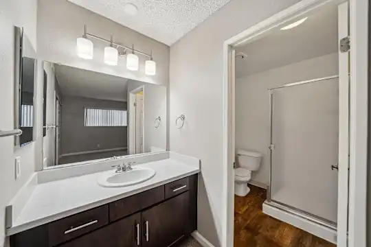 La Valencia Apartment Homes - Campbell, CA - Photo 15