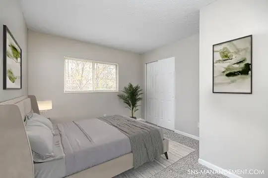 Savannah Heights - Cincinnati, OH - Photo 8
