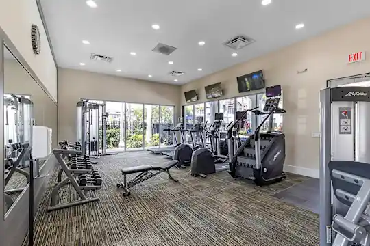 The Isles - Fort Lauderdale, FL - Photo 21