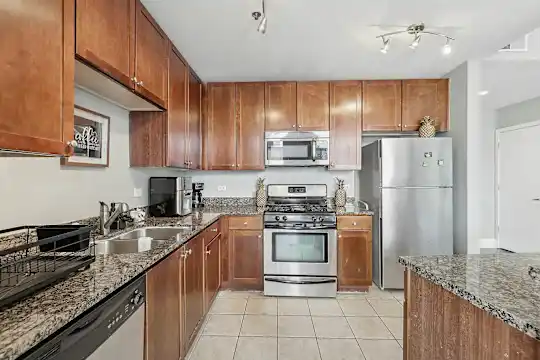 Piedmont Pad Apartments - Atlanta, GA - Photo 20
