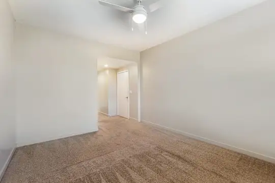 Metro Gateway Apartment Homes - Riverside, CA - Photo 33