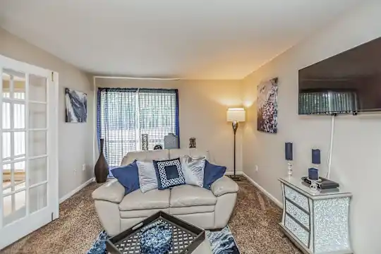 Summer Trace Apartments - Memphis, TN - Photo 20