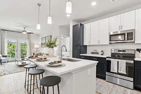 Accent Berkeley Place - Charlotte, NC - Photo 5