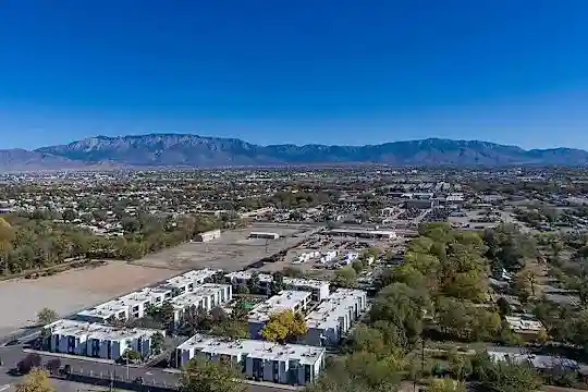 Peaks at Los Ranchos - Albuquerque, NM - Photo 22
