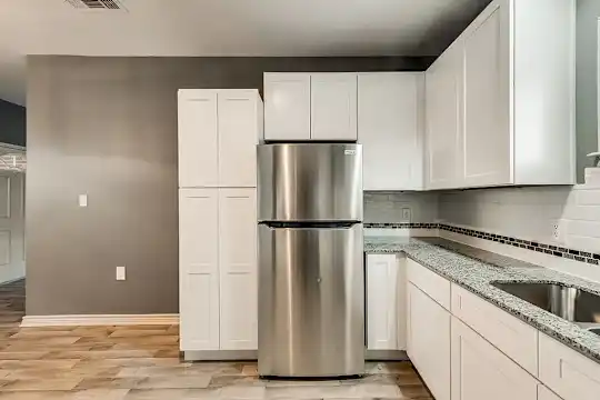 McFarlin Place Apartments - Dallas, TX - Photo 11