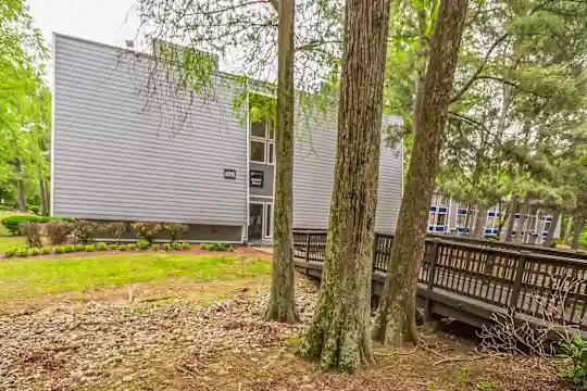 Summer Trace Apartments - Memphis, TN - Photo 25