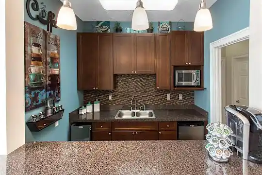 The Grayson Apartment Homes - Charlotte, NC - Photo 20