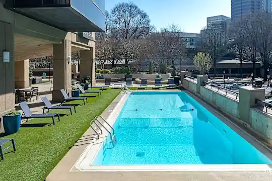 Arts Center Tower Apartments - Atlanta, GA - Photo 24