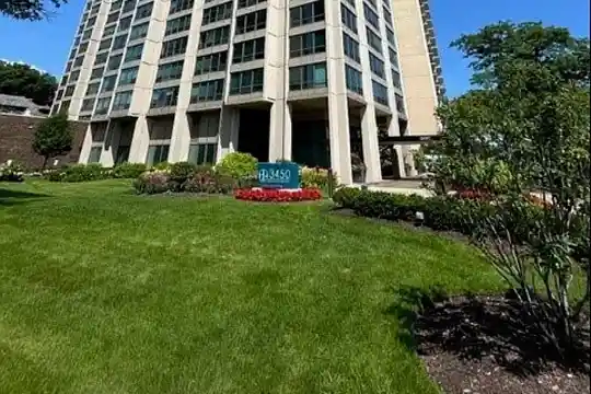3450 N. Lake Shore Drive - Chicago, IL - Photo 2