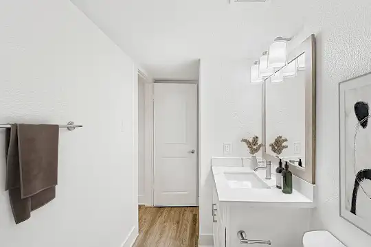 Landmark at Prescott Woods Apartment Homes - Austin, TX - Photo 42