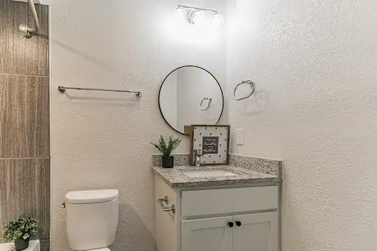 Colony House - Dallas, TX - Photo 25