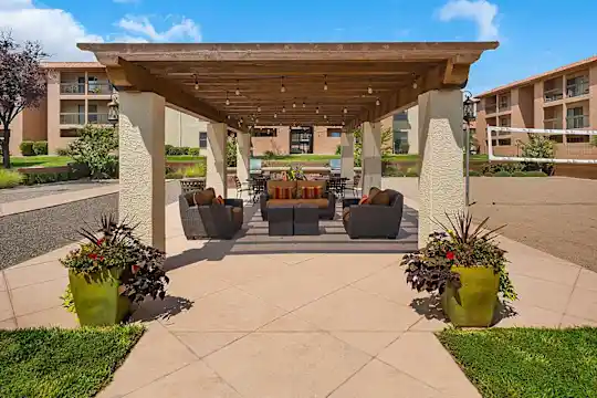 Del Rio Apartments - Albuquerque, NM - Photo 24