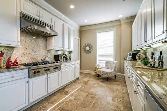 Park Hollow Luxury Residences - Dallas, TX - Photo 13