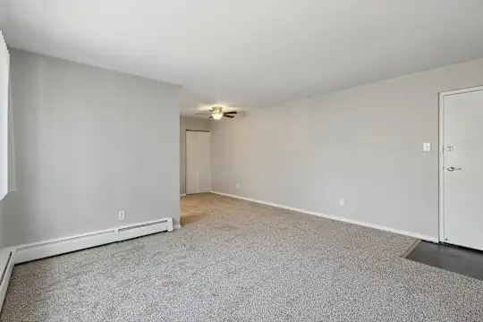 Jadaro Apartments - Cincinnati, OH - Photo 20