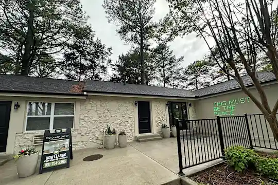 The Garden District Apartments - Germantown, TN - Photo 20