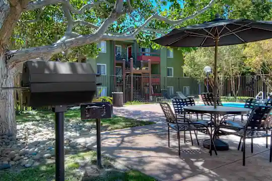 Woodleaf - Campbell, CA - Photo 30