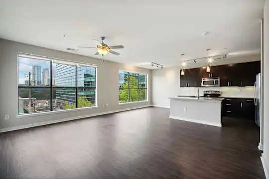 Cole Apartments - Austin, TX - Photo 25