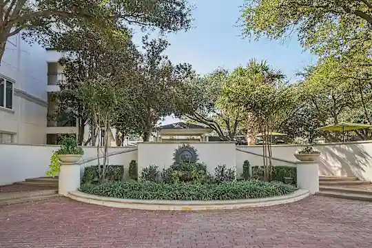Winsted at White Rock - Dallas, TX - Photo 24