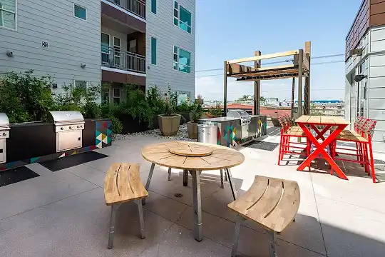 Modera River North - Denver, CO - Photo 20