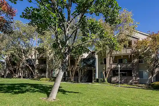 Avalon Campbell - Campbell, CA - Photo 31
