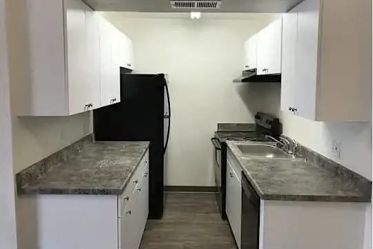 Alta Vista Village - Phoenix, AZ - Photo 8