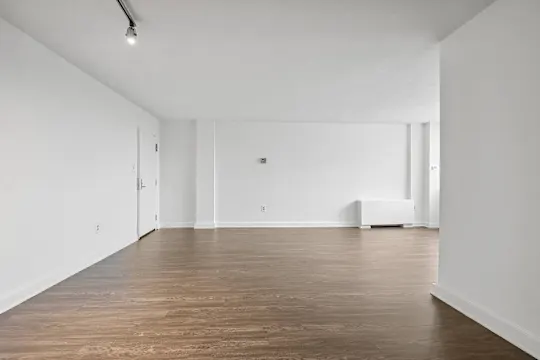 Broadstone Van Dorn - Alexandria, VA - Photo 17