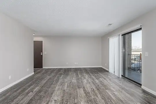 Skyridge Apartment Homes - Cincinnati, OH - Photo 10