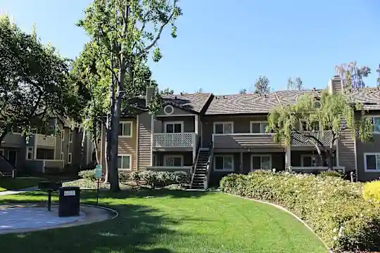 Amberwood - San Jose, CA - Photo 2