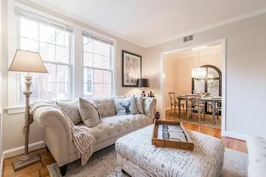 Manor House Apartments - Alexandria, VA - Photo 13