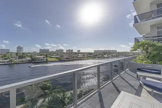 Emera Port Royale - Fort Lauderdale, FL - Photo 35