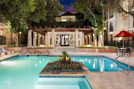 Eastbridge Apartments - Dallas, TX - Photo 30