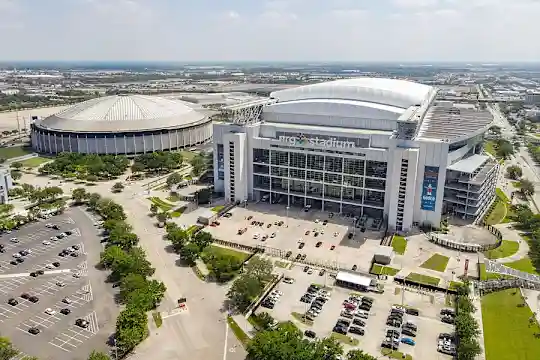 Tinsley on the Park - Houston, TX - Photo 58
