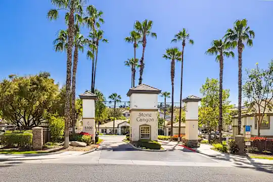 Stone Canyon Apartments - Riverside, CA - Photo 28