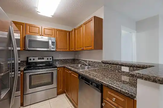 The Isles - Fort Lauderdale, FL - Photo 32