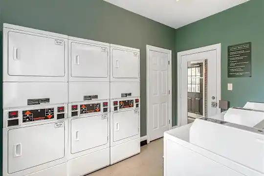 The Grayson Apartment Homes - Charlotte, NC - Photo 12