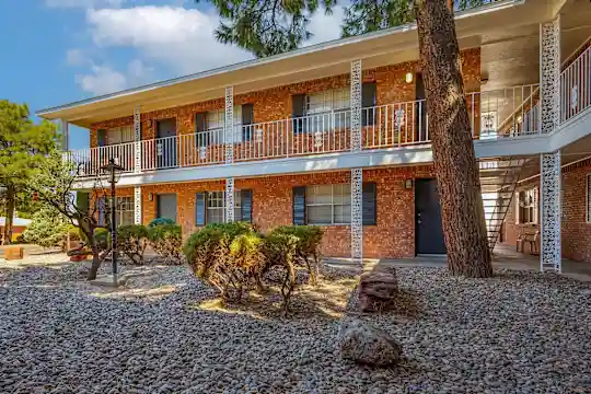 Pine Lane Apartments - Albuquerque, NM - Photo 15