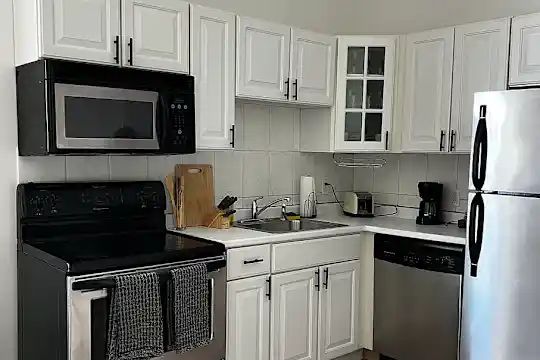 63 DePasquale - Providence, RI - Photo 5