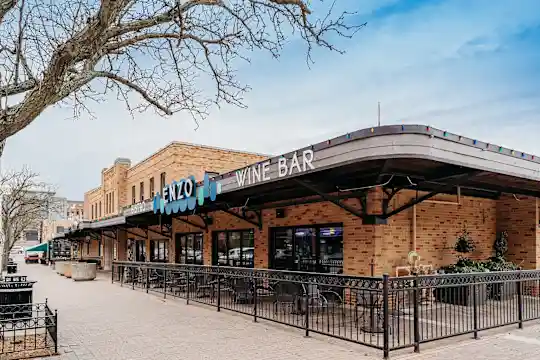 The Dial - Kansas City, MO - Photo 20
