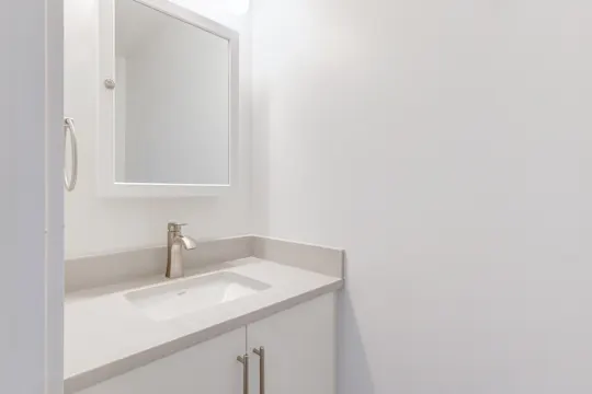 Angell/Thayer Street Apartments - Providence, RI - Photo 37