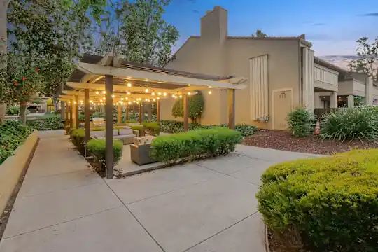 Summerwood Apartments - Santa Clara, CA - Photo 31