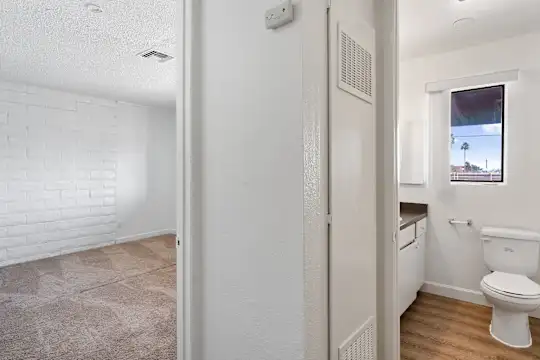 Townhome Villas - Las Vegas, NV - Photo 13
