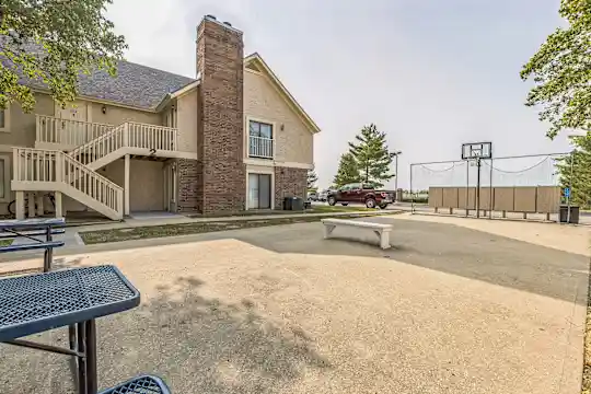 Woodcrest - Kansas City, MO - Photo 21