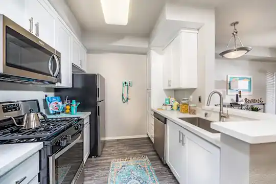 Overture Riverwalk 55+ Apartment Homes - Riverside, CA - Photo 19